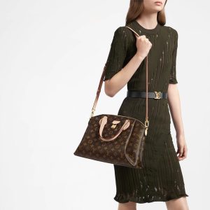 LOUIS VUITTON  リボリー MM モノグラム Ref:M44546