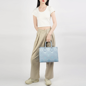 LOUIS VUITTON オンザゴー MM Ref: M45718　