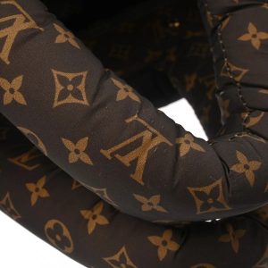 ルイヴィトン LV ピロー オンザゴ MM ブラック M21069